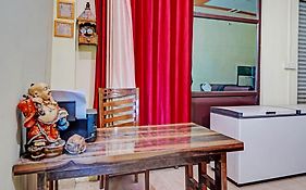 Hotel O Vashudev Garden